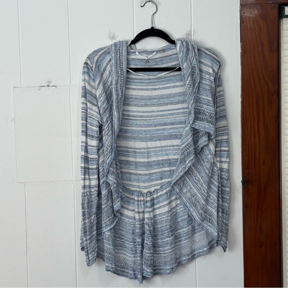 Anthropologie Knitted & Knotted Striped‎ Blue and White Cardigan Small